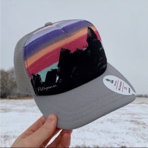 NWT Patagonia Women's Trucker Hat - Gray